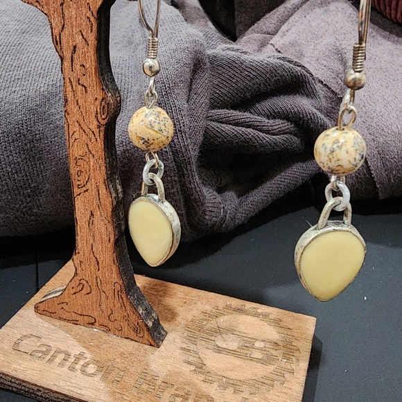 Canon Jewelry - Jasper Cream and Silver Dangle Earrings